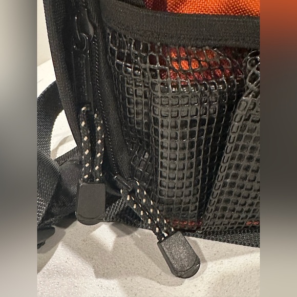 Tamrac 5273 Expedition 3, Compact and Expedition Level Photography Backpack 🎒 - Picture 4 of 16